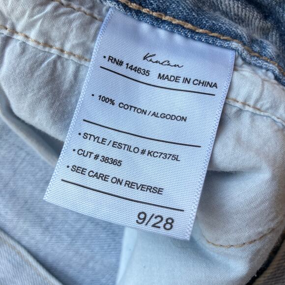 Kancan High Rise Boyfriend Fit Cotton Jeans Size 9/28 Light White Wash - Picture 6 of 6